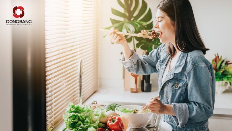 Ăn rau ít calo, hỗ trợ rất tốt cho giảm cân 