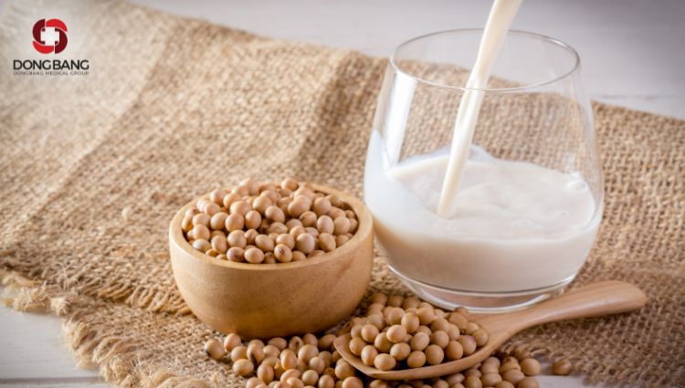 Sữa đậu nành có tác dụng giúp giảm viêm