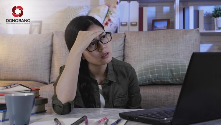 Thức khuya có đốt cháy calo nhưng không phải là cách hiệu quả 