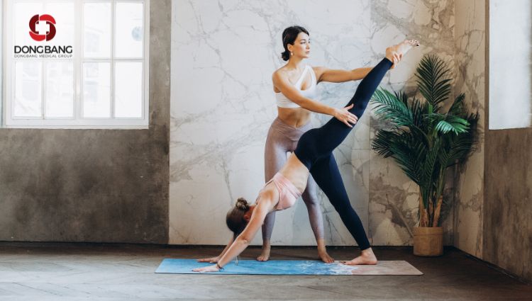 Yoga là hoạt động giảm béo toàn thân và tăng cường sự dẻo dai