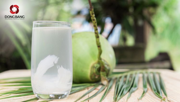 Nước dừa tốt cho sức khỏe và có nhiều chất dinh dưỡng