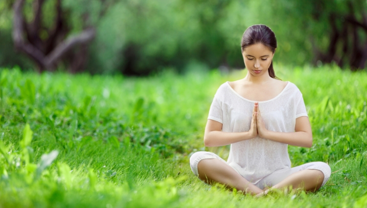 Ngồi thiền là gì và lợi ích đối với sức khỏe