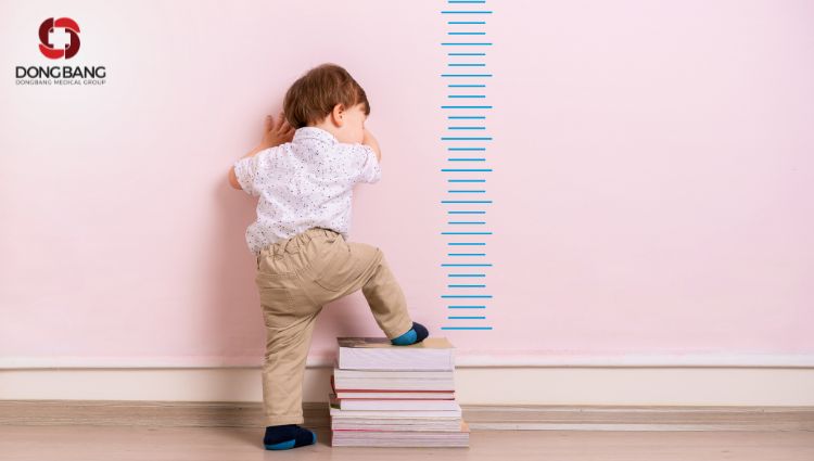 Hoạt động thể chất kích thích tiết hormone tăng trưởng và giúp trẻ phát triển toàn diện