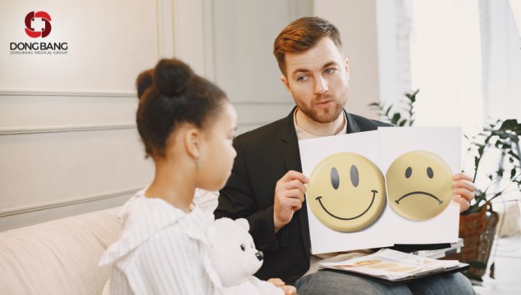 Ở giai đoạn này bé đã bắt đầu có khả năng giải quyết vấn đề tư duy logic